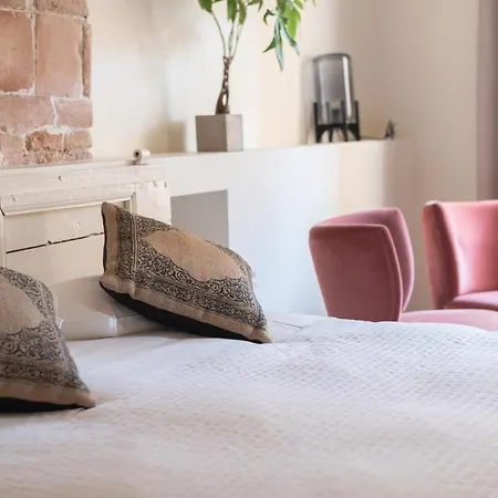Caroline - D'hotes Bed & Breakfast 3*