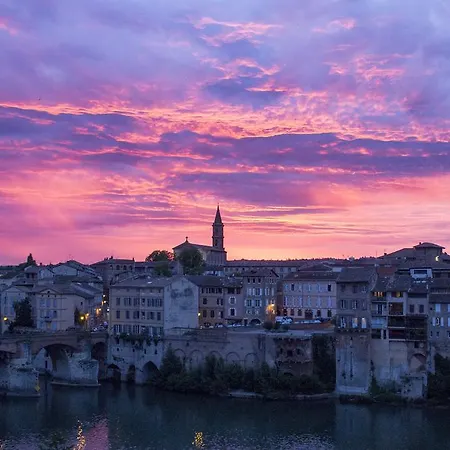 Bed and breakfast Caroline - D'hotes Albi