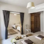 Caroline - Chambres D'hotes Bed & Breakfast